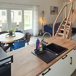 Freistehendes Am Spielplatz Mit Sauna Σπίτι διακοπών