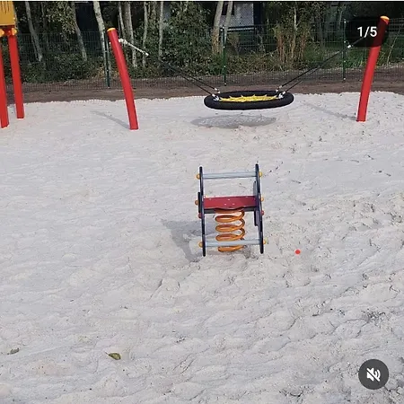 Vakantiehuis Freistehendes Am Spielplatz Mit Sauna