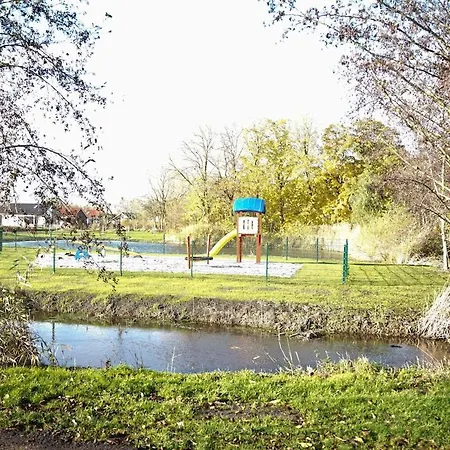 Freistehendes Am Spielplatz Mit Sauna *