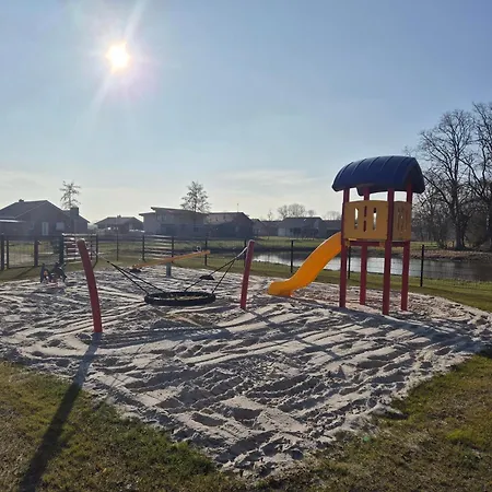 Vakantiehuis Freistehendes Am Spielplatz Mit Sauna *