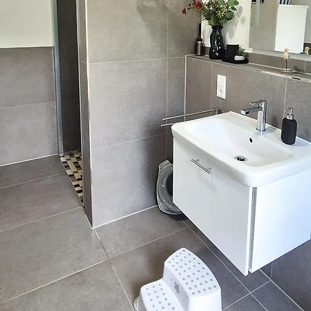 Hébergement de vacances Freistehendes Am Spielplatz Mit Sauna *