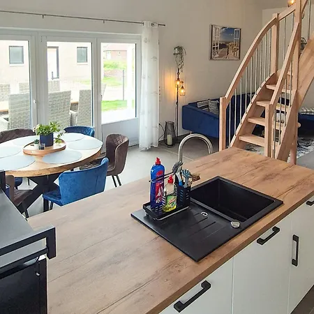 Freistehendes Am Spielplatz Mit Sauna 펜션