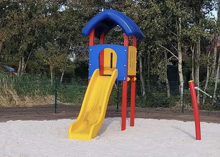 Freistehendes Am Spielplatz Mit Sauna 펜션